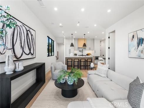 305 Fernleaf , Corona del Mar, CA