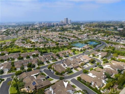 10  Shoal Drive  , Corona del Mar, CA