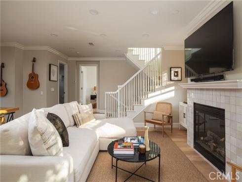 433  Acacia  , Corona del Mar, CA