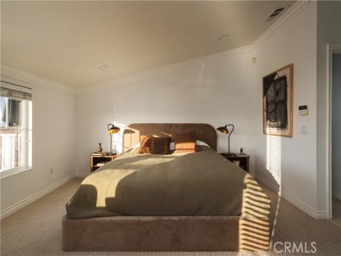 433  Acacia  , Corona del Mar, CA