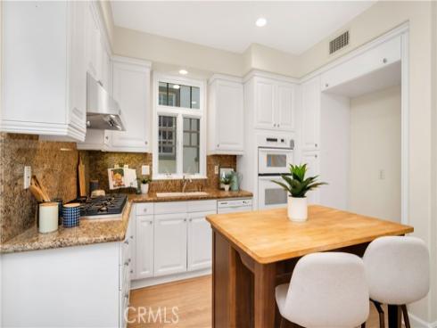 2578  Bungalow   Place, Corona del Mar, CA