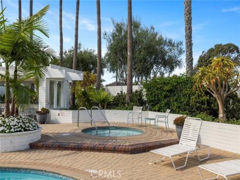 739  Avocado  , Corona del Mar, CA