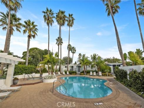 739  Avocado  , Corona del Mar, CA