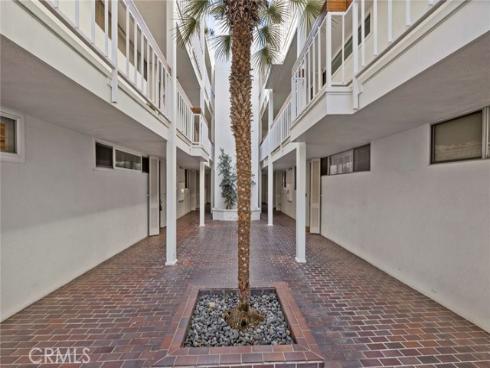 739  Avocado  , Corona del Mar, CA