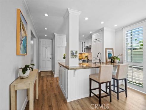 739  Avocado  , Corona del Mar, CA