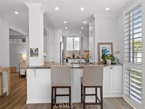 739  Avocado  , Corona del Mar, CA