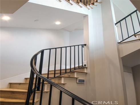 503  Poinsettia  , Corona del Mar, CA