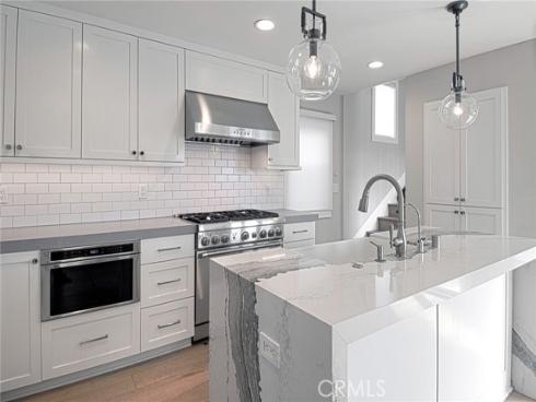 503  Poinsettia  , Corona del Mar, CA