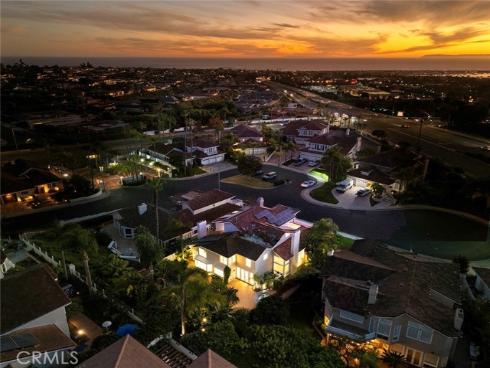 6  Harbor Pointe   Drive, Corona del Mar, CA