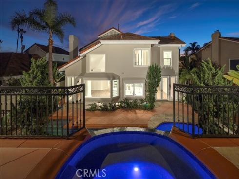 6  Harbor Pointe   Drive, Corona del Mar, CA