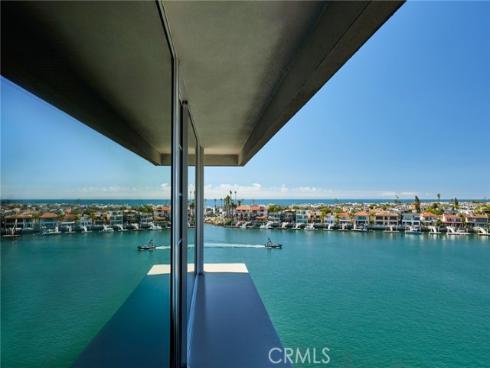 2525  Ocean  6B-C  Boulevard, Corona del Mar, CA