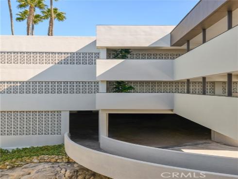 2525  Ocean  6B-C  Boulevard, Corona del Mar, CA