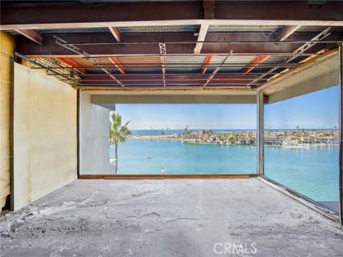 2525  Ocean  6B-C  Boulevard, Corona del Mar, CA