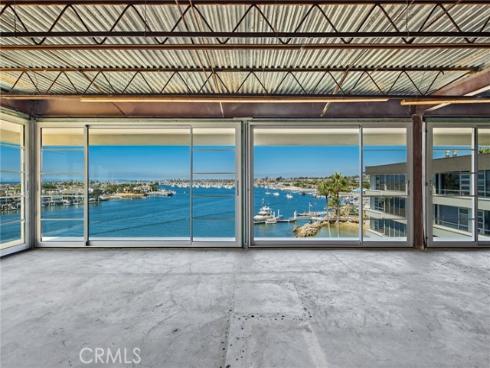 2525  Ocean  6B-C  Boulevard, Corona del Mar, CA