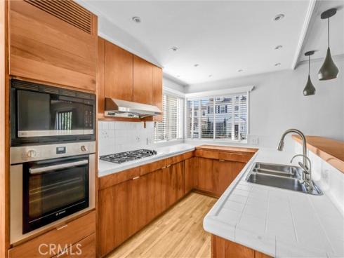 310  Marigold  , Corona del Mar, CA