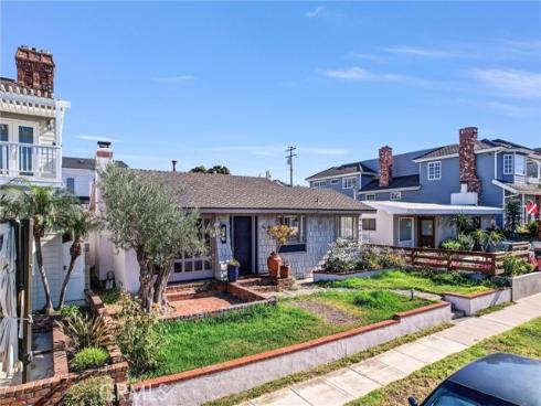 310  Marigold  , Corona del Mar, CA