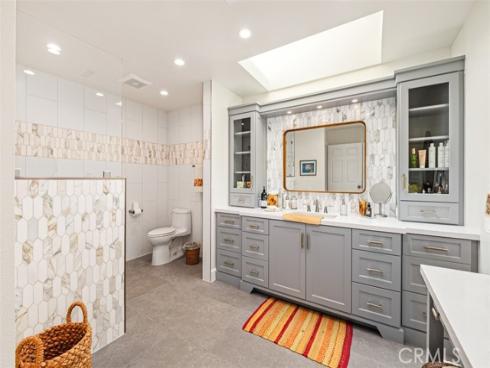 18  Shoal Drive  , Corona del Mar, CA