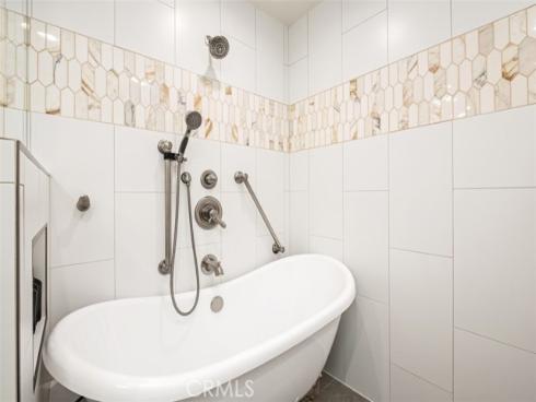 18  Shoal Drive  , Corona del Mar, CA