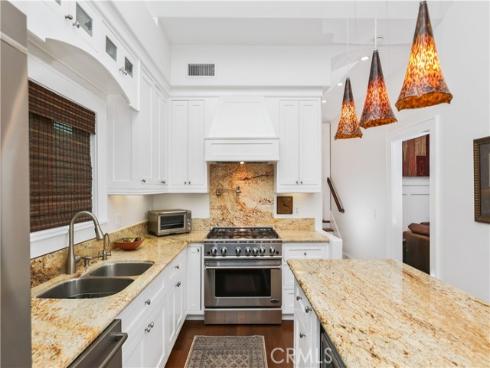 516  Poinsettia  B , Corona del Mar, CA