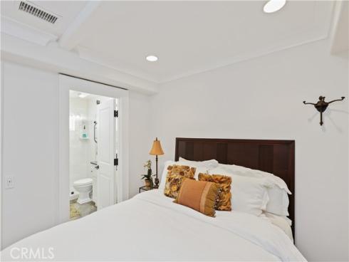 516  Poinsettia  B , Corona del Mar, CA