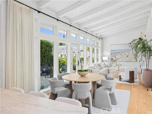 706  Poinsettia  , Corona del Mar, CA