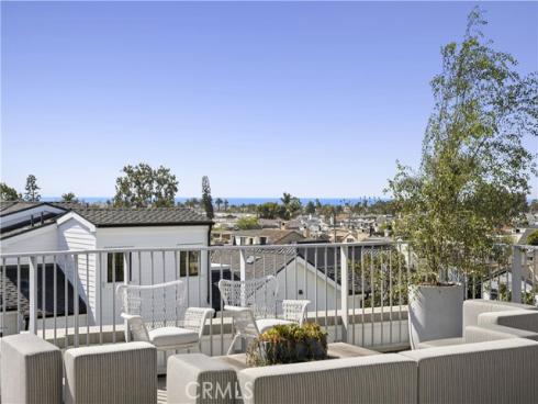 706  Poinsettia  , Corona del Mar, CA