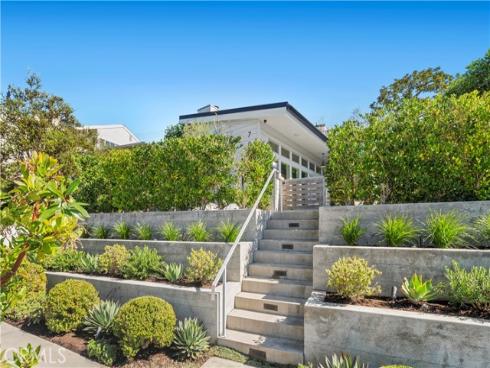 706  Poinsettia  , Corona del Mar, CA