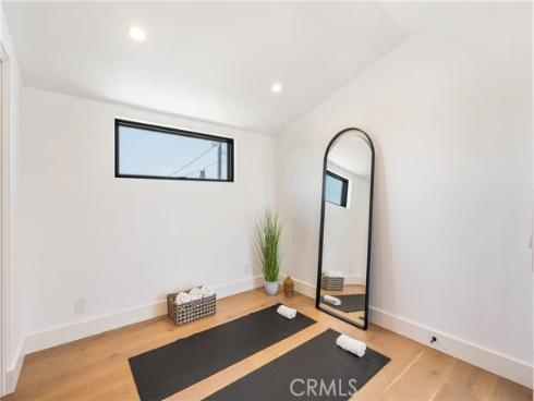 521  Iris  , Corona del Mar, CA