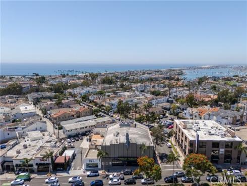 521  Iris  , Corona del Mar, CA