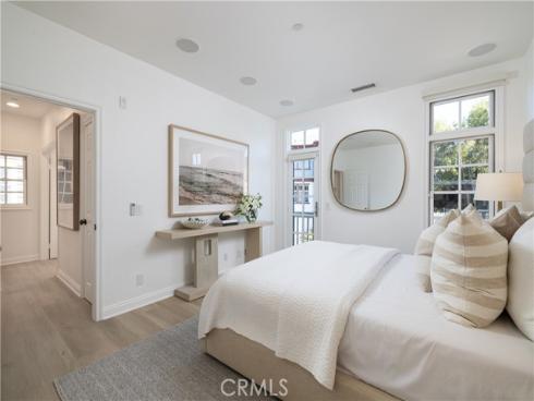 2545  Bungalow   Place, Corona del Mar, CA