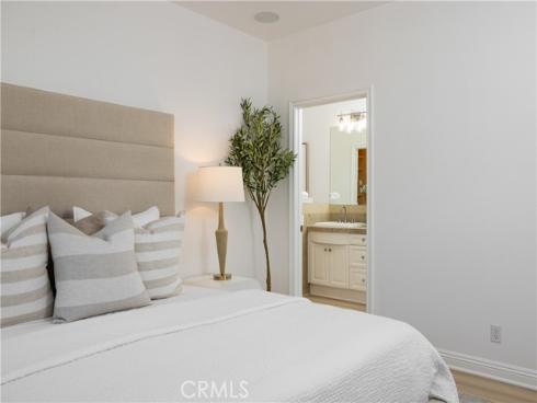 2545  Bungalow   Place, Corona del Mar, CA