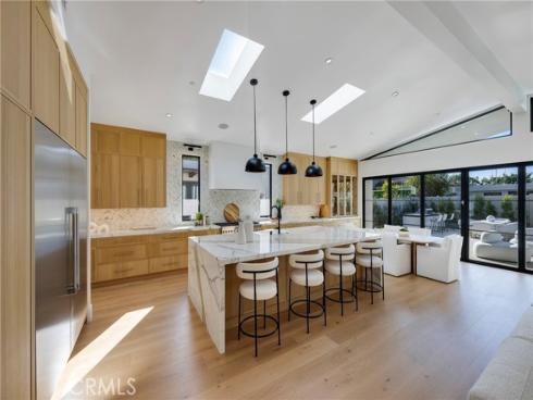 707  Patolita  , Corona del Mar, CA