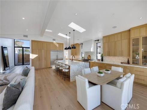 707  Patolita  , Corona del Mar, CA