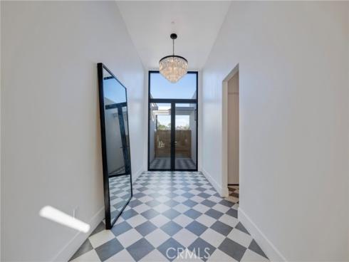 707  Patolita  , Corona del Mar, CA