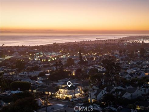 521  Poinsettia   Avenue, Corona del Mar, CA