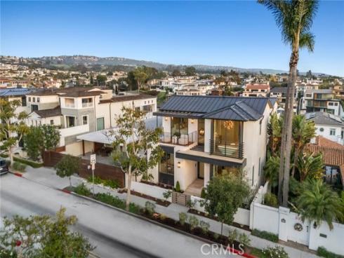 304  Poppy Ave  , Corona del Mar, CA