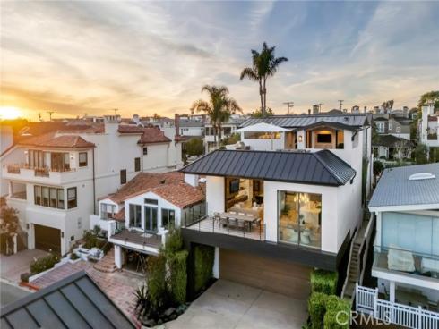 304  Poppy Ave  , Corona del Mar, CA