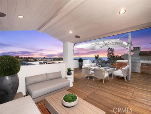 304  Poppy Ave  , Corona del Mar, CA