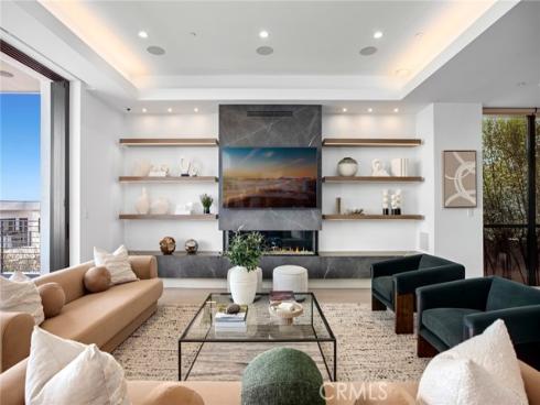 304  Poppy Ave  , Corona del Mar, CA