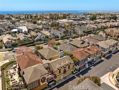 2741  Bungalow   Place, Corona del Mar, CA