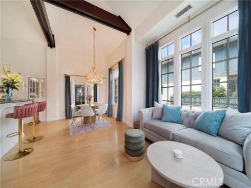 2741  Bungalow   Place, Corona del Mar, CA