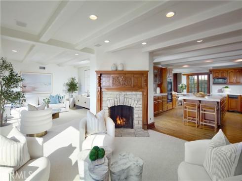 2800  Ocean   Boulevard, Corona del Mar, CA
