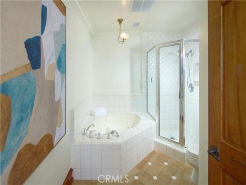 2800  Ocean   Boulevard, Corona del Mar, CA