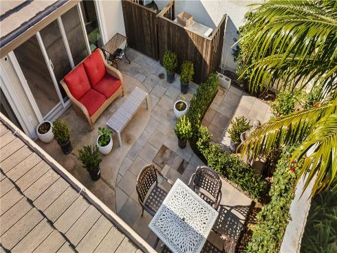 11 Jetty Drive, Corona del Mar, CA