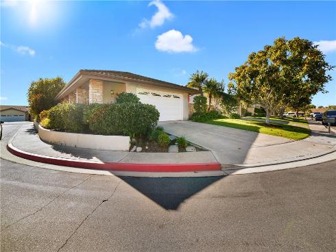 11 Jetty Drive, Corona del Mar, CA