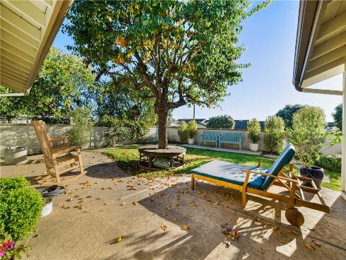 11 Jetty Drive, Corona del Mar, CA