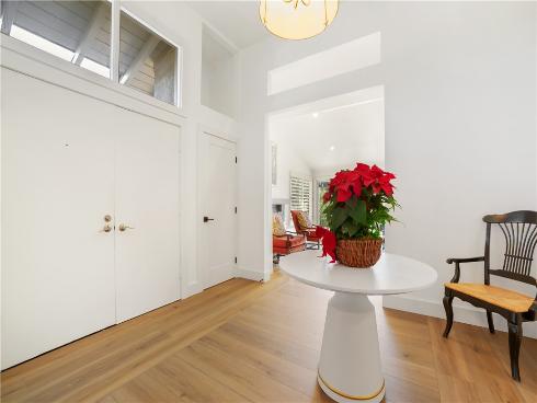 11 Jetty Drive, Corona del Mar, CA