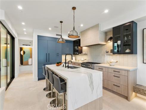 615 Poppy Avenue, Corona del Mar, CA