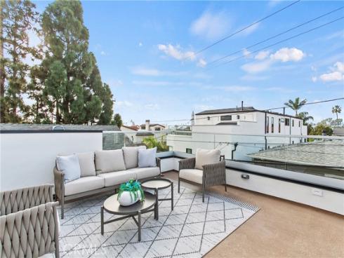 603 Larkspur Ave. , Corona del Mar, CA