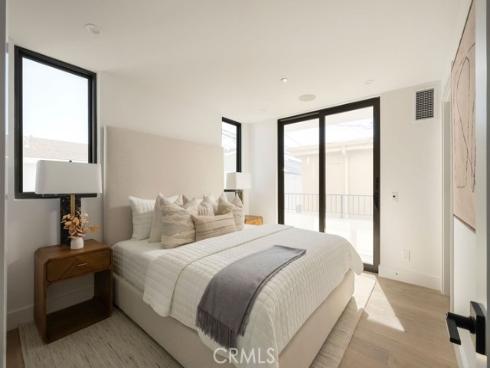 512 Marigold Avenue, Corona del Mar, CA